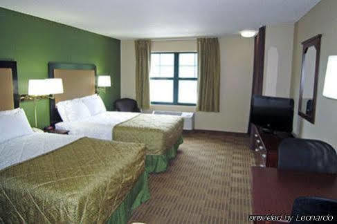 Extended America - - Manchester 2* Nashua